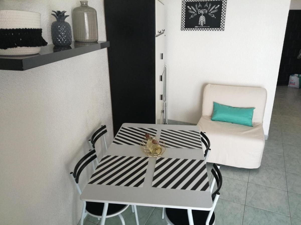 Joli Studio Bord De Mer, Clim, Balcon, Parking Prive Μεντόν Εξωτερικό φωτογραφία