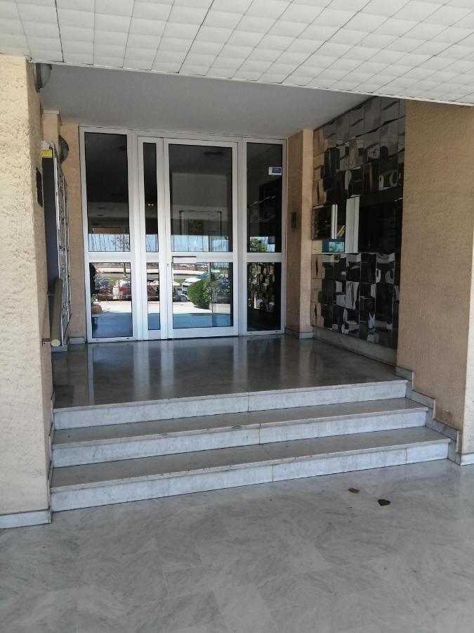 Joli Studio Bord De Mer, Clim, Balcon, Parking Prive Μεντόν Εξωτερικό φωτογραφία