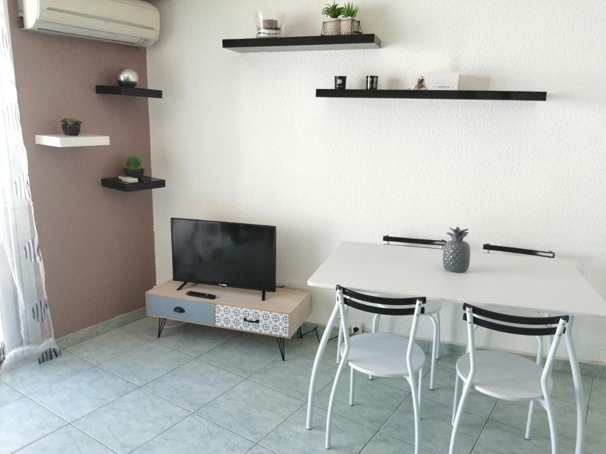 Joli Studio Bord De Mer, Clim, Balcon, Parking Prive Μεντόν Εξωτερικό φωτογραφία
